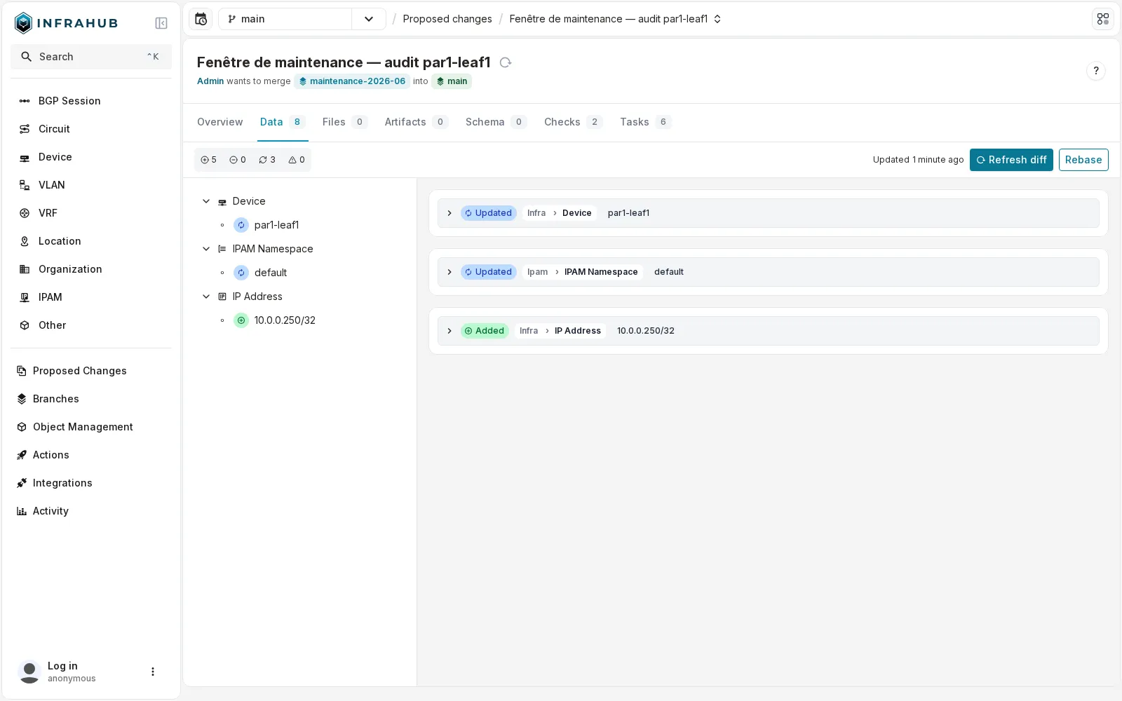Le diff de données d'une Proposed Change : par1-leaf1 mis à jour, IP 10.0.0.250/32 ajoutée.