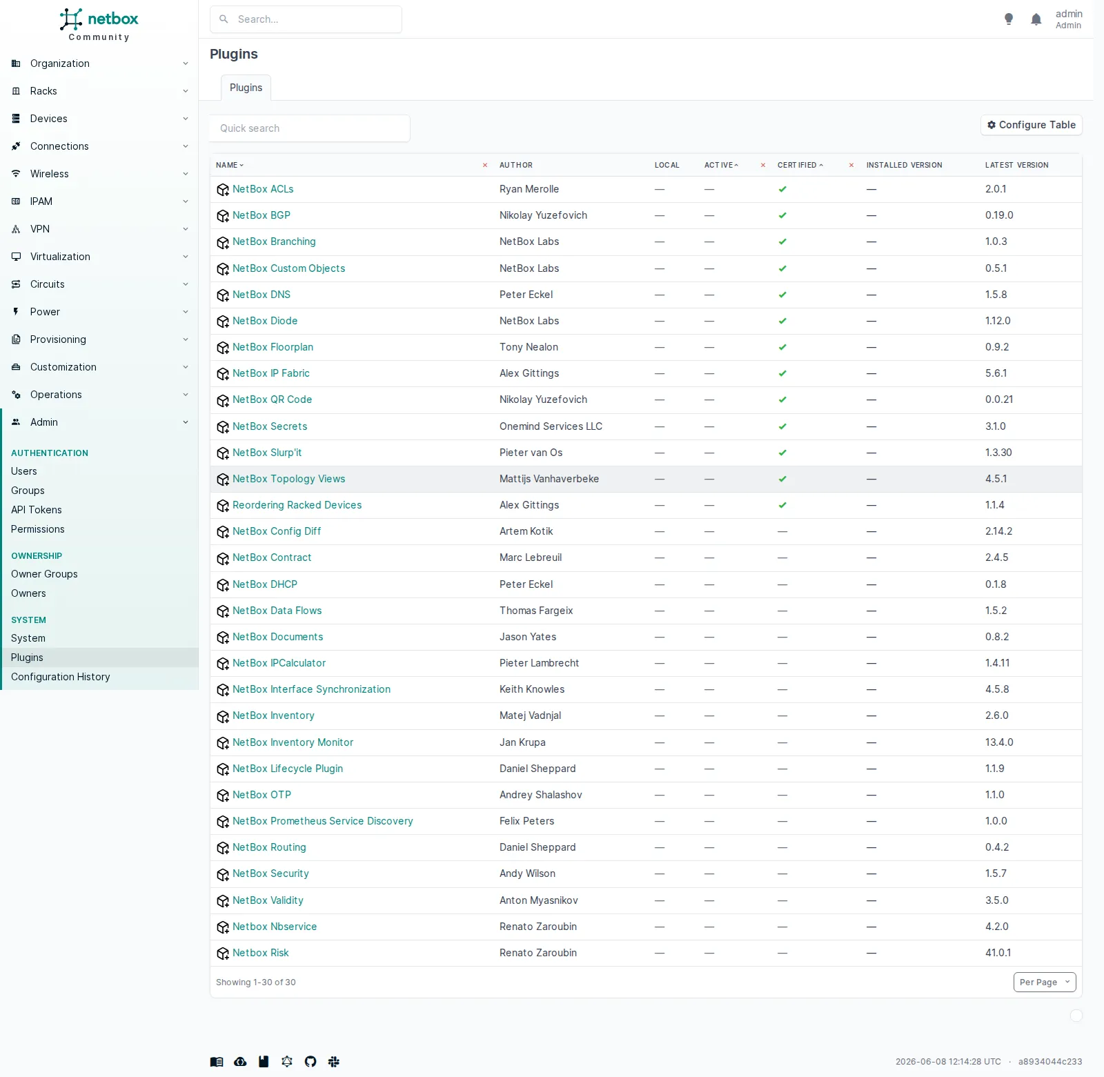 La page Plugins de NetBox : un catalogue de 30 plugins, colonne INSTALLED VERSION vide partout (aucun installé).